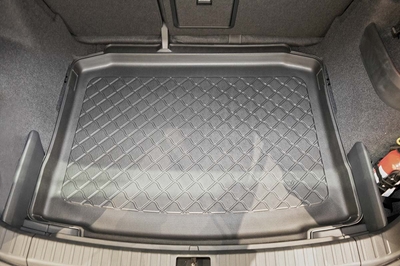 Skoda karoq deals rubber boot liner